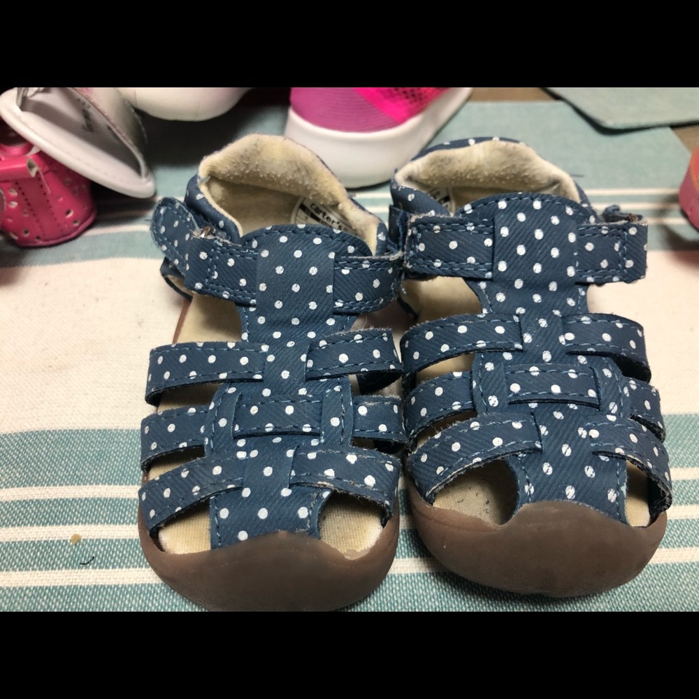 Toddler shoes like new